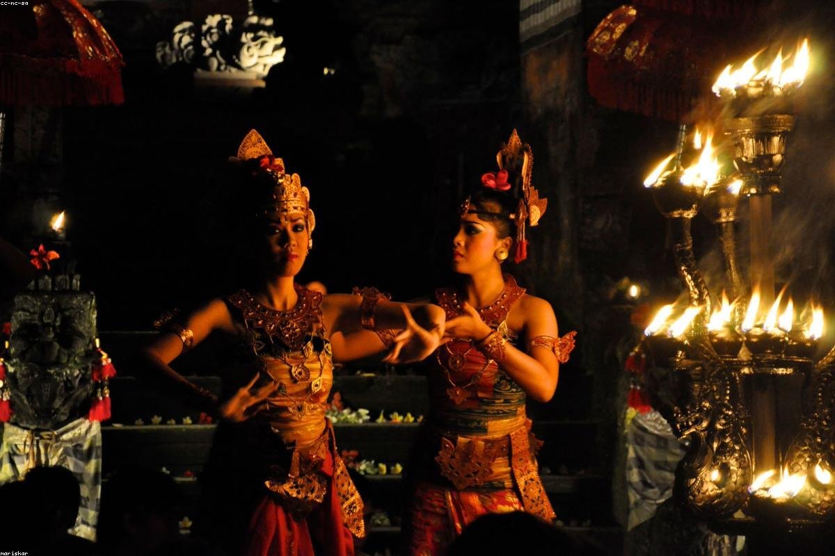 Kecak Fire Dance at Uluwatu
