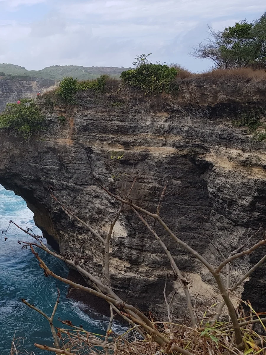 Angel’s Billabong rocky coastline and ocean at Nusa Penida